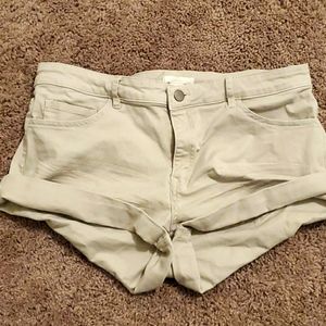 H&M Khaki Shorts